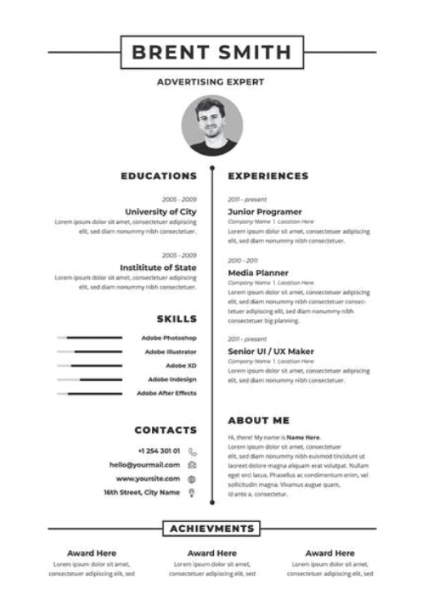 Desain CV dengan Layout Simetris